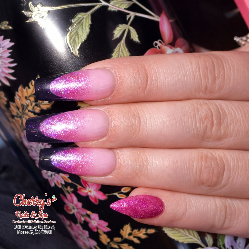 Gilter Nail Design_Pink Nail color
